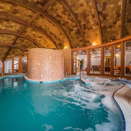 Hotel Piroska Buk Luaran gambar