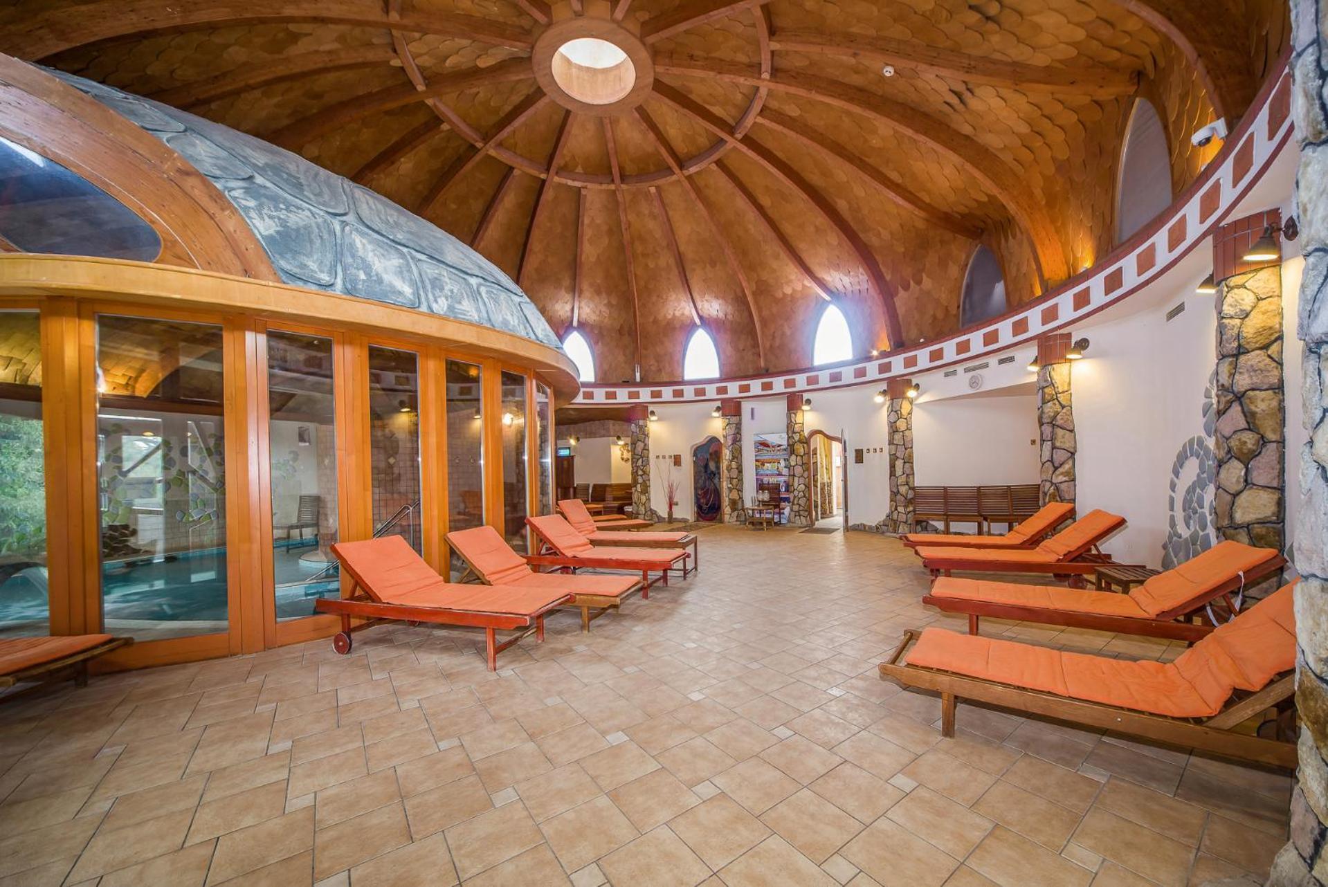 Hotel Piroska Buk Luaran gambar