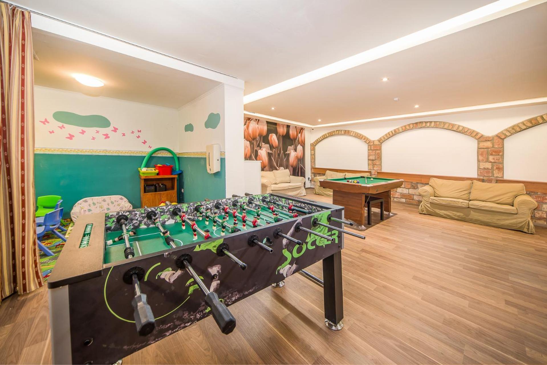 Hotel Piroska Buk Luaran gambar
